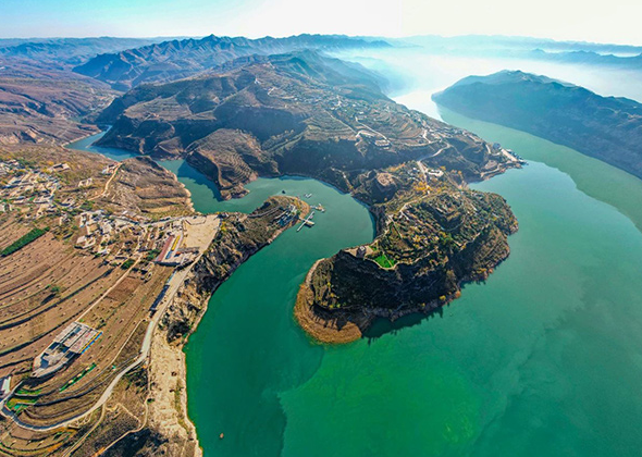 Yellow River No 1 Tourist Highway